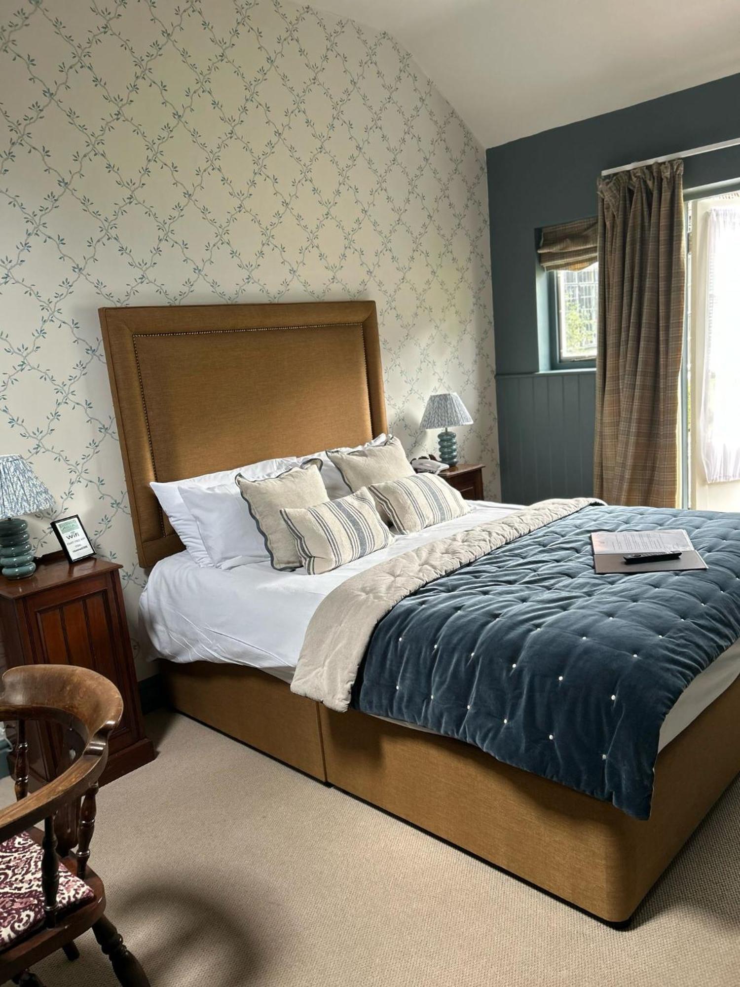 Ravenwood Hall Hotel Bury St. Edmunds Экстерьер фото
