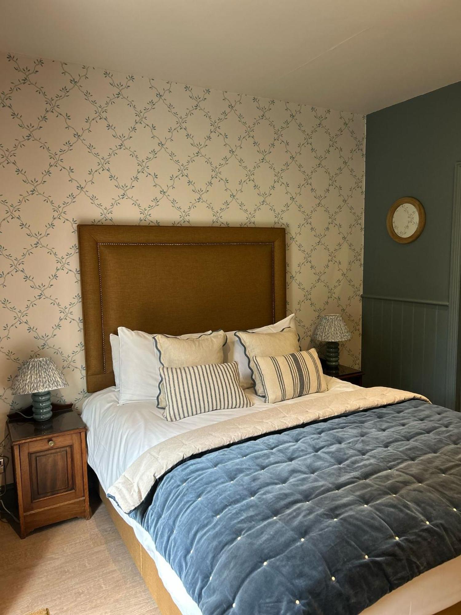 Ravenwood Hall Hotel Bury St. Edmunds Экстерьер фото