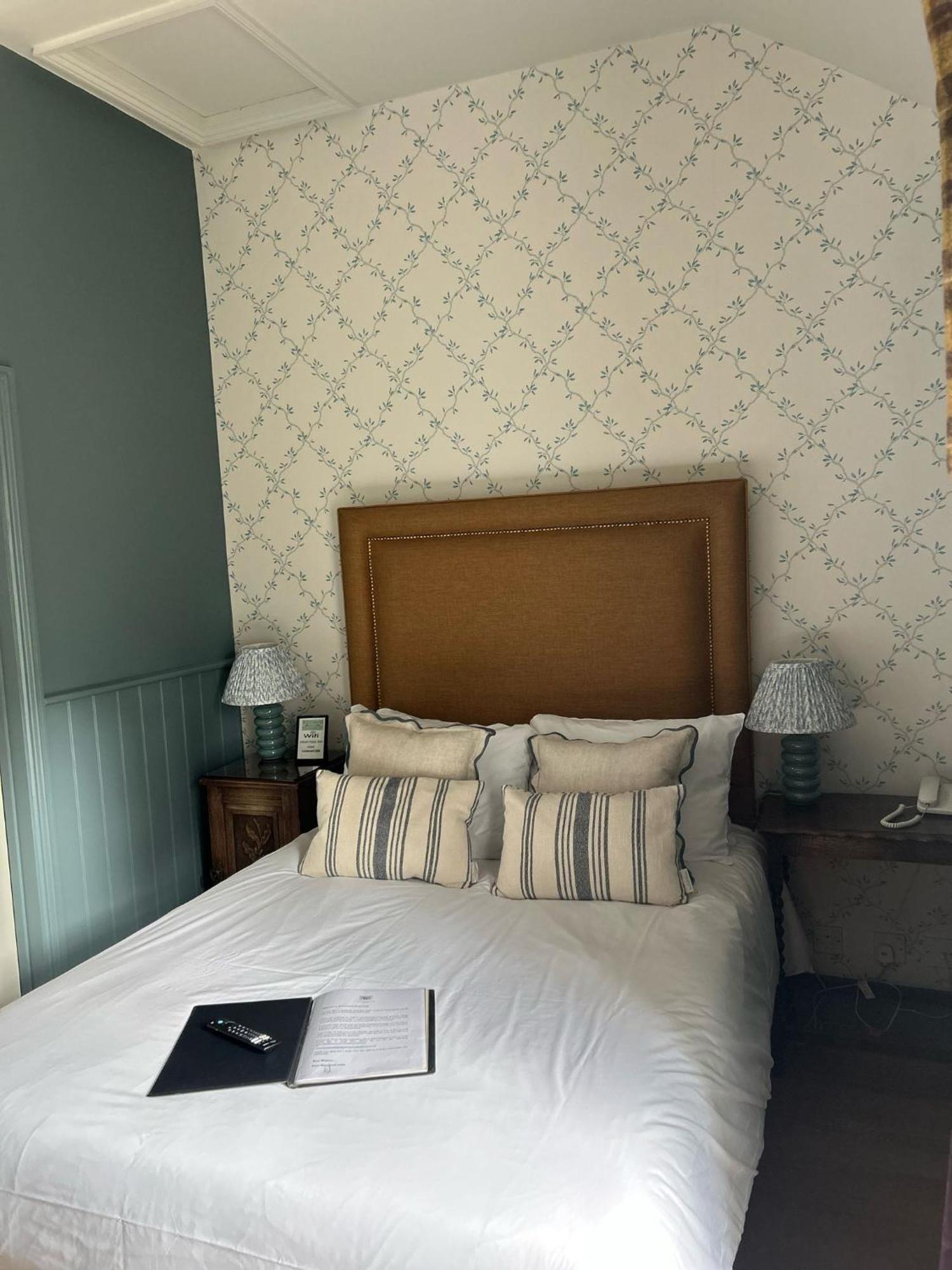 Ravenwood Hall Hotel Bury St. Edmunds Экстерьер фото