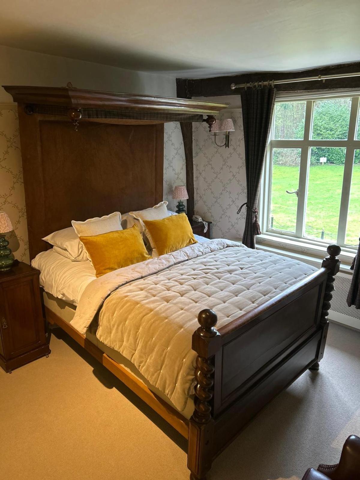 Ravenwood Hall Hotel Bury St. Edmunds Экстерьер фото