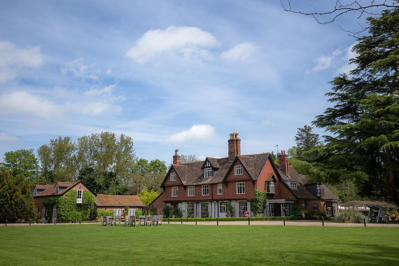 Ravenwood Hall Hotel Bury St. Edmunds Экстерьер фото