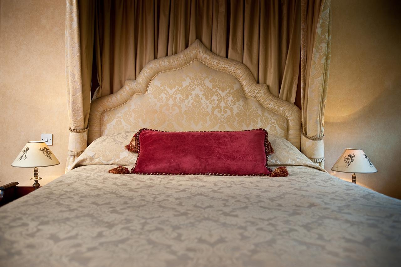 Ravenwood Hall Hotel Bury St. Edmunds Экстерьер фото